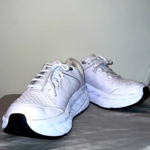 White Hoka W Bondi SR